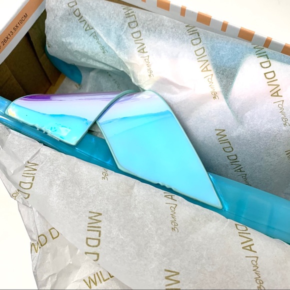 SIZE 8 HOLOGRAPHIC SANDALS - Picture 8 of 8